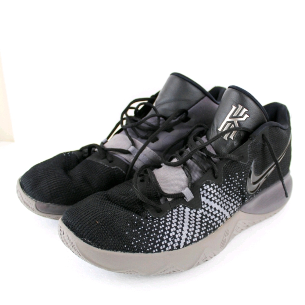 Nike Kyrie Flytrap black Thunder Grey